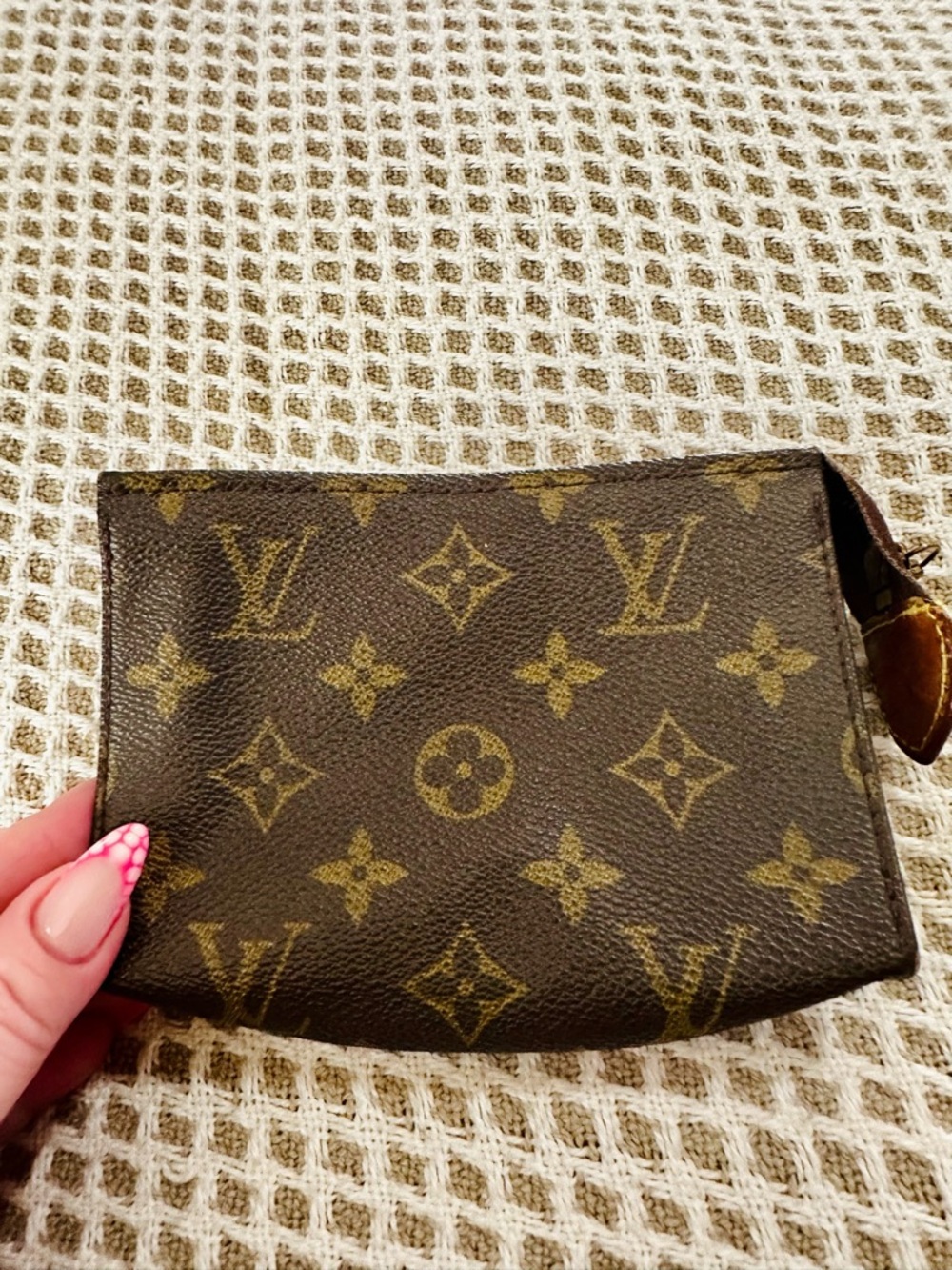 Vintage 1988 Louis Vuitton Brown Monogram Canvas Toiletry Pouch 15